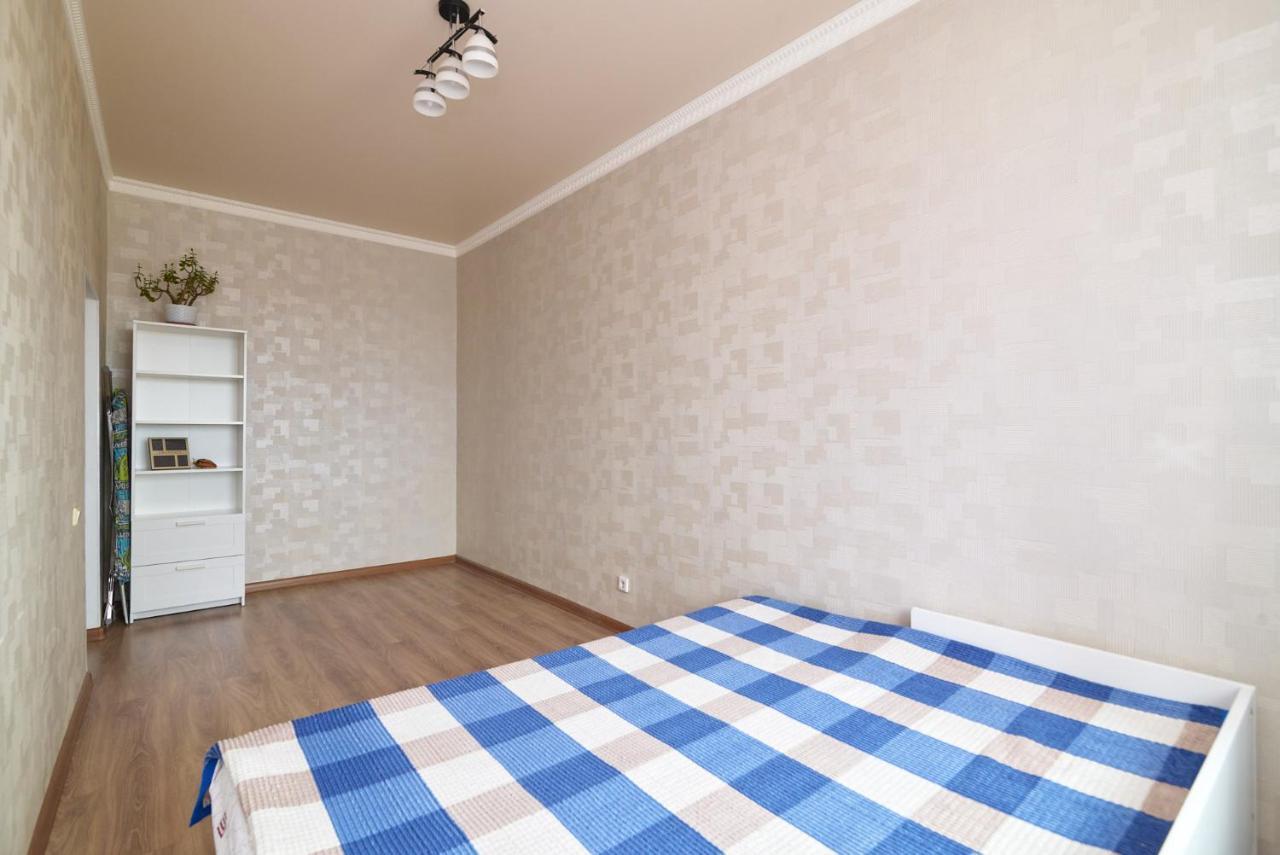 Квартира В Самом Центре Столицы Казахстана Apartment Astana Bagian luar foto